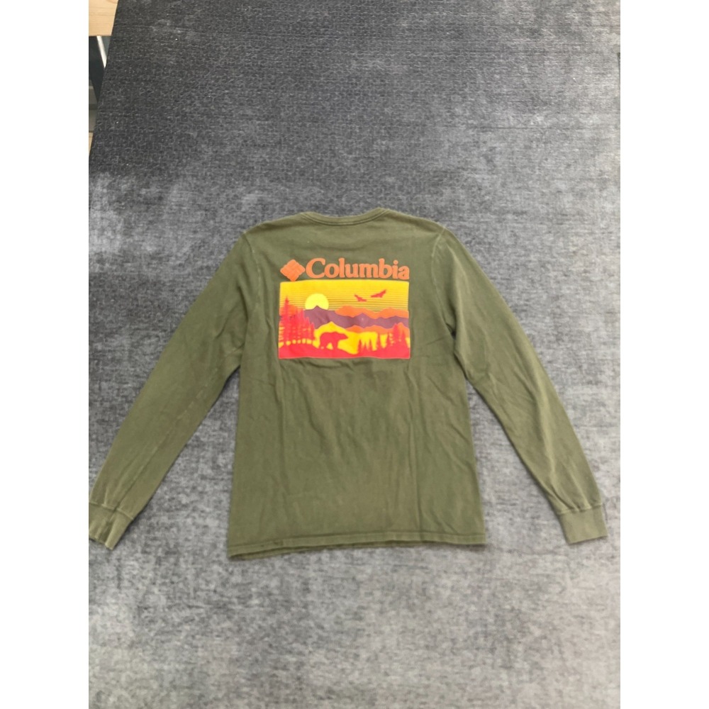 Columbia Sportswear T-Shirt Mens Small Green Bear Sunset Graphic Knit Cotton